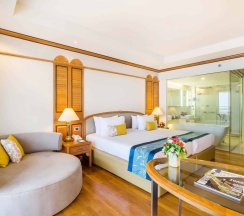 Люкс Royal с 2 комнатами в Royal Cliff Beach Hotel Pattaya