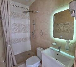 СЕМЕЙНЫЙ ДВУХКОМНАТНЫЙ НОМЕР с кроватями TWIN/DBL с двуспальным диваном в Цитрус