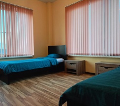 Апартаменты/Семейный четырёхместный трёхкомнатный номер с раздельными кроватями КОМФОРТ в Морской