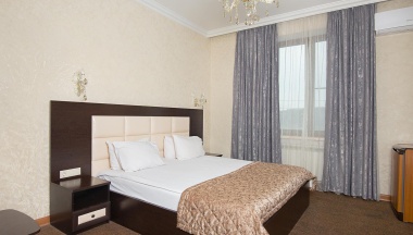 Номер улучшенный №204 в Hotel central