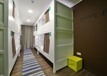 8-местный женский в Nice hostel