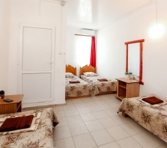 Стандартный 4х местный номер 3 этаж в Green oasis Vavilon