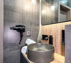 2 ком.апартамент семейный с видом на море Золотой Берег в Solarhouse на берегу