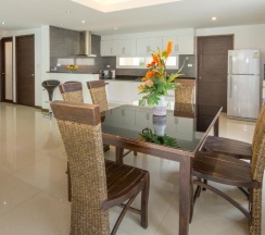 Вилла с 4 комнатами в Tropicana Pool Villa