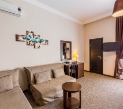 Полулюкс с балконом в Благодать