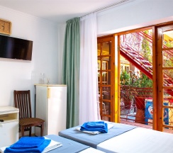 Полулюкс 2+1 с двухспальной кроватью в Камелот