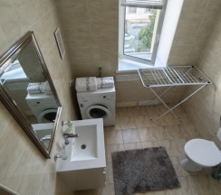 Двухместные апартаменты с 2 комнатами с красивым видом из окна двуспальная кровать в Апартаменты InterLoft 8 Old Town Free Parking Wi-Fi 100/50 Smart TV