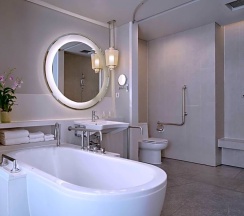 Двухместный номер Guest с видом на океан двуспальная кровать в Rayong Marriott Resort & Spa