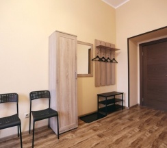 Трёхместный номер в МК Краски