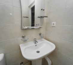 Четырёхместная комната с раздельными кроватями в Чайка