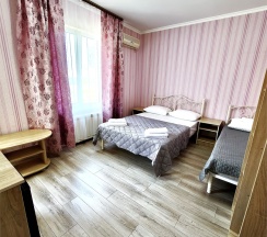 Делюкс , с балконом в Арокс