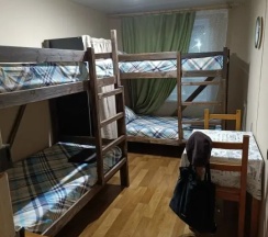 Четырёхместный номер женский (общая ванная комната) в Дворик