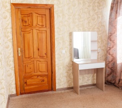 Семейный 4 местный номер в Рем Отель