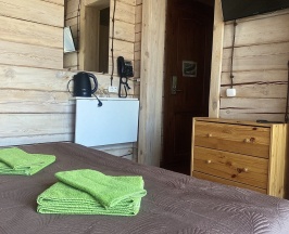 Стандартный двухместный номер с большой кроватью. в Гавань Листвянка