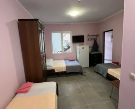 Пятиместный номер Standard в Адриана