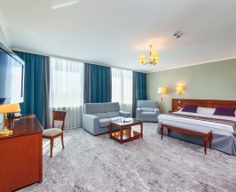 Номер Делюкс в Crowne plaza