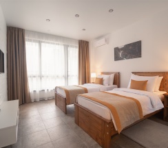 Улучшенные апартаменты с балконом в Co-Co Village