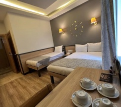 Четырёхместный номер Superior в Grand Seigneur Hotel