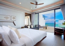 Люкс с балконом и с красивым видом из окна в Baba Beach Club Hua Hin Luxury Pool Villa Hotel by Sri Panwa