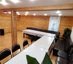 Коттедж с 6 комнатами в Удачный