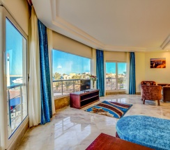 Люкс Superior с балконом и с красивым видом из окна в Seagull Beach Resort Families & Couples Only - All Inclusive