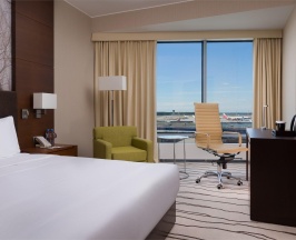 Номер представительский в DoubleTree by Hilton Moscow-Vnukovo Airport