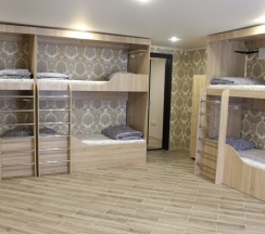 Кровать в общем номере (мужской номер) в Game