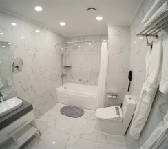 Четырёхместные апартаменты в Paradise