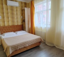 Трёхместный люкс с 2 комнатами с балконом в Санди