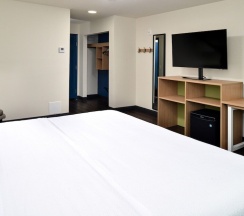 Двухместный номер Standard двуспальная кровать в Spark by Hilton Dallas Market Center