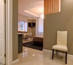 номер - студия делюкс в Hoffman residence