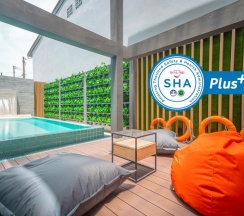 Трёхместный номер Standard в Recenta Style Phuket Town