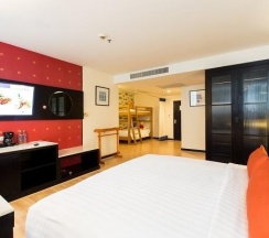 Номер Семейный в Deevana Plaza Phuket