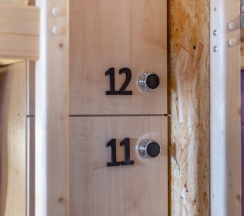 Кровать в общем номере (женский номер) в Чердак