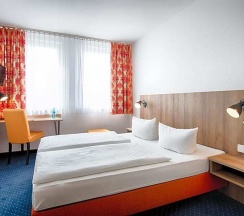 Двухместный семейный номер Business двуспальная кровать в ACHAT Hotel Dresden Altstadt