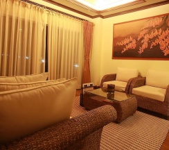 Люкс с балконом в Narakul Resort Hotel