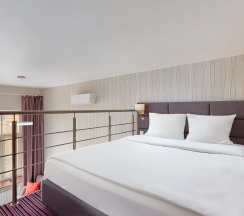 Двухкомнатные апартаменты в Пятый угол