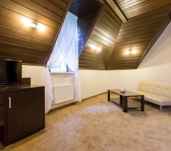 Двухместный номер Superior Мансарда с красивым видом из окна двуспальная кровать в Лафер Ренессанс