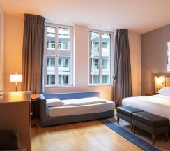 Двухместный номер Corner двуспальная кровать в Hilton Cologne