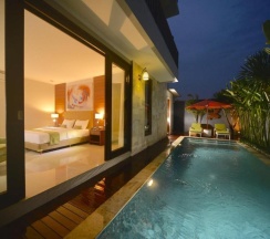 Вилла с 2 комнатами в Sotis Villa Canggu