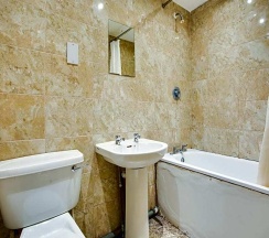 Четырёхместный номер Standard в Somerset Hotel Baker Street London
