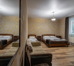 Трехместный 1б+1м в Изумруд