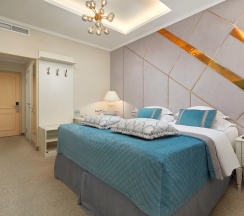 Улучшенный номер c 1 кроватью или 2 раздельными в Author Boutique Hotel