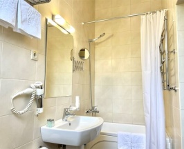 Номер Economy в Le Bristol