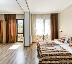Трёхместный номер Comfort в The oldest Tbilisi