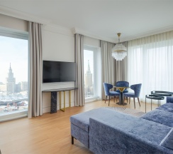 Представительский Люкс в Марриотт Империал Плаза