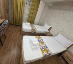 Трёхместный полулюкс в Samarkand Imron Guest House