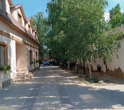 2-комнатный номер полулюкс с 1 двуспальной кроватью в Хуторок