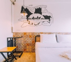 Двухместный номер Deluxe двуспальная кровать в V1 Room Hotel