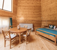 Аил в Таналтай